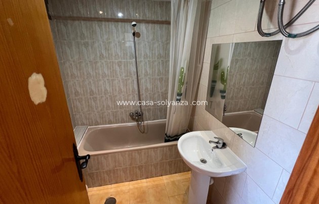 Resale - Apartment / flat - Torrevieja - Miramar - Torre Del Moro