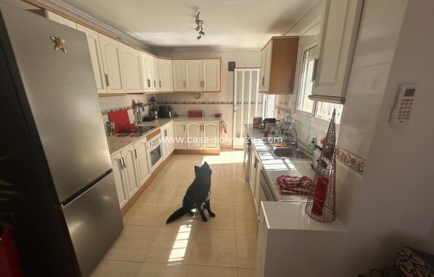 Resale - Villa - Camposol - Sector D