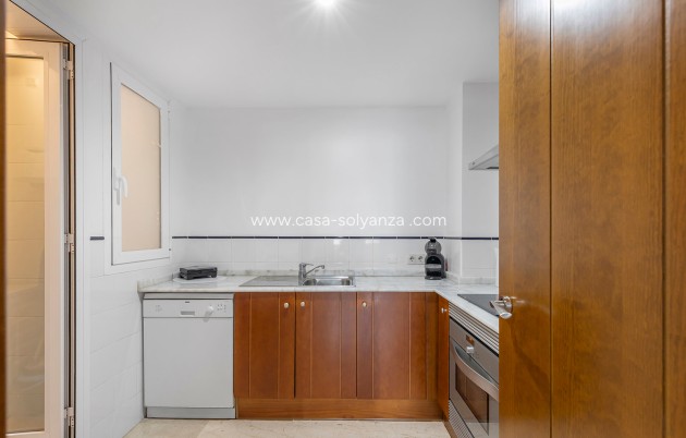 Resale - Apartment / flat - Torrevieja - Costa Blanca
