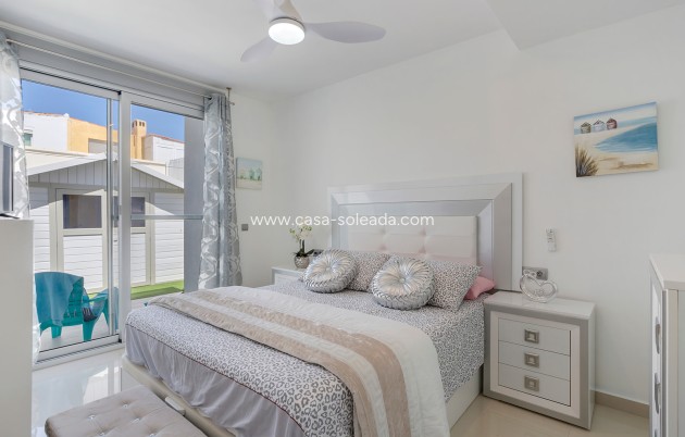 Herverkoop - Villa - Torrevieja - La Siesta