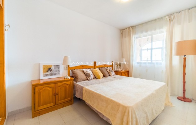 Resale - Apartment / flat - Torrevieja - Center