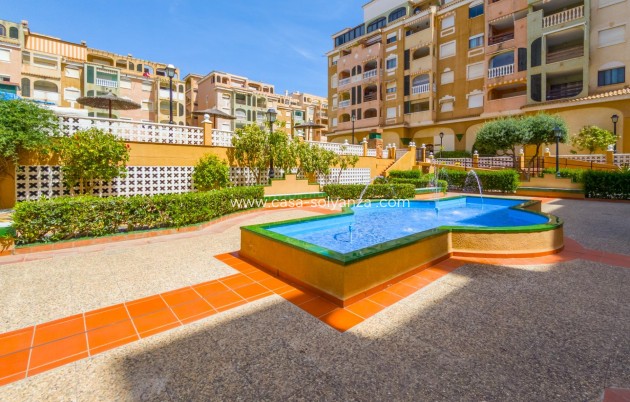Resale - Apartment / flat - Torrevieja - Center