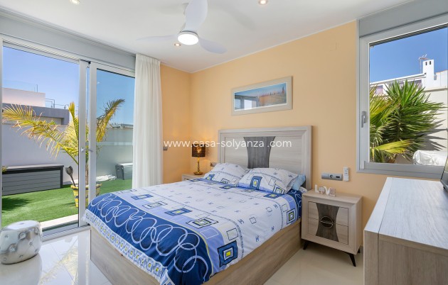 Herverkoop - Villa - Torrevieja - La Siesta