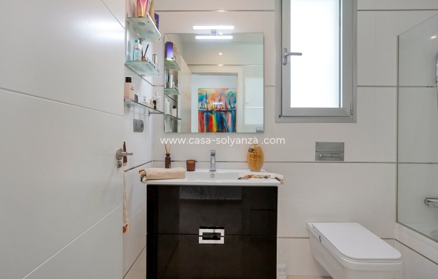 Herverkoop - Villa - Torrevieja - La Siesta