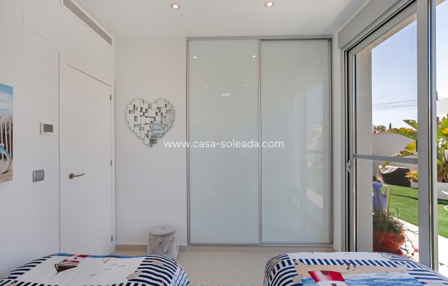 Herverkoop - Villa - Torrevieja - La Siesta