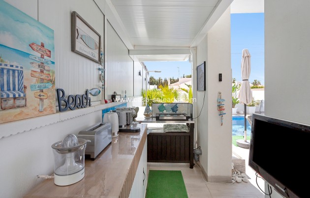 Herverkoop - Villa - Torrevieja - La Siesta