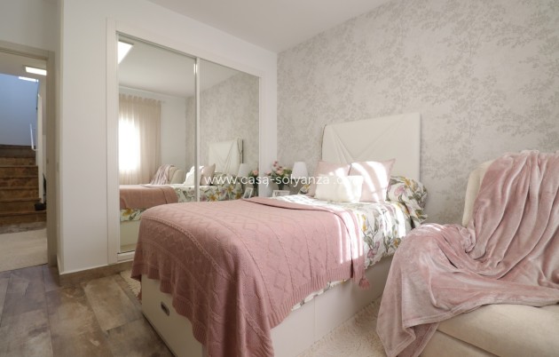 Resale - Villa - Orihuela Costa - Villamartin