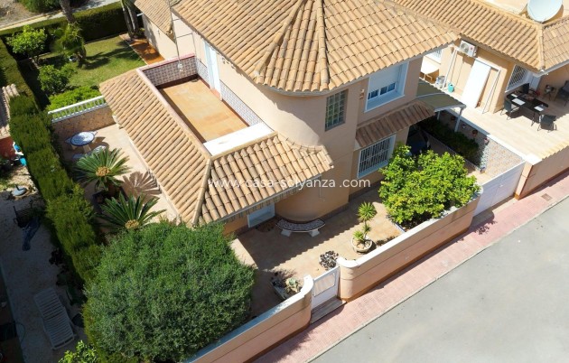Resale - Villa - Torrevieja - Los Balcones - Los Altos del Edén