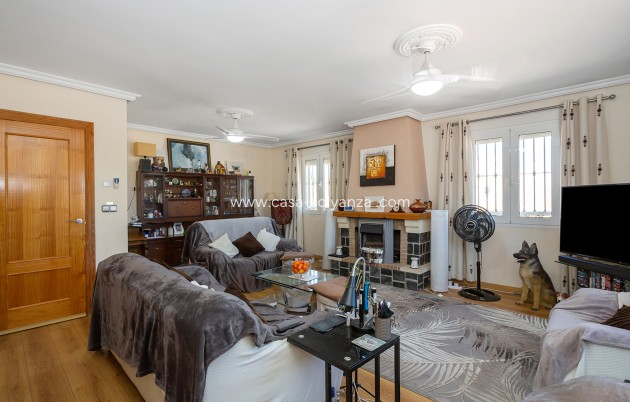 Revente - Villa - Torrevieja - Los Balcones