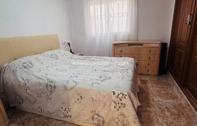 Resale - Apartment / flat - Punta Prima - Costa Blanca