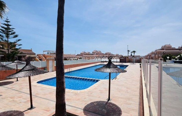 Resale - Apartment / flat - Punta Prima - Costa Blanca