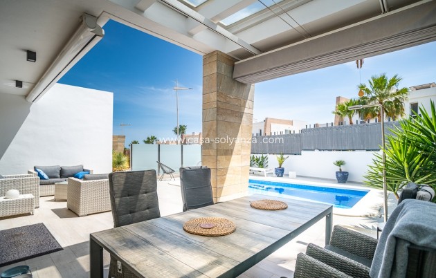 Resale - Villa - Algorfa - La Finca Golf