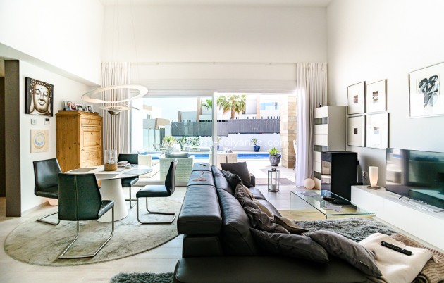 Resale - Villa - Algorfa - La Finca Golf