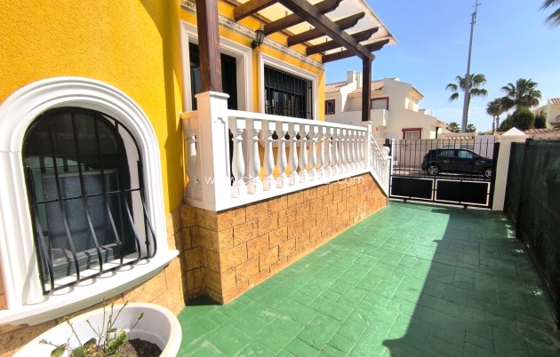 Revente - Villa - Ciudad Quesada