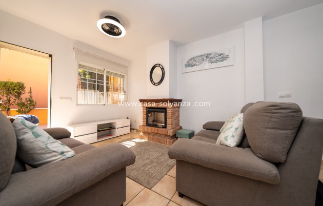 Resale - Villa - Playa Flamenca - Sportcentre