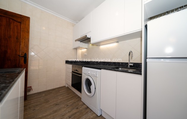 Resale - Villa - Playa Flamenca - Sportcentre