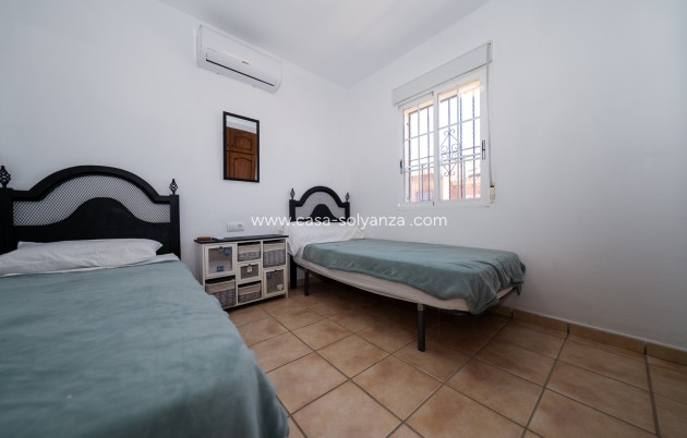 Resale - Villa - Playa Flamenca - Sportcentre