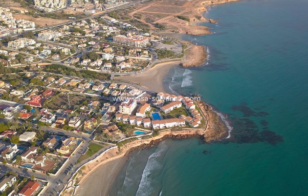 Resale - Villa - Playa Flamenca - Sportcentre