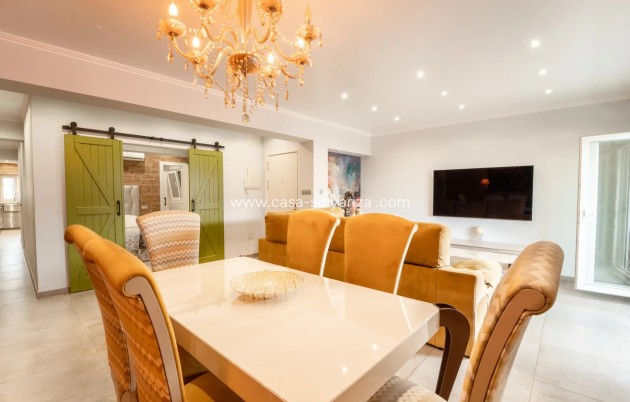 Resale - Apartment / flat - Torrevieja - Playa Del Cura