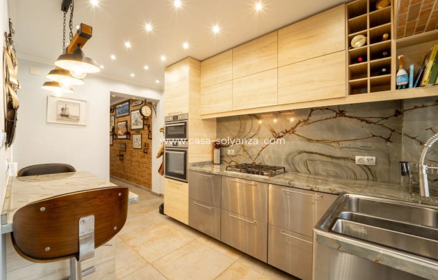 Resale - Apartment / flat - Torrevieja - Playa Del Cura