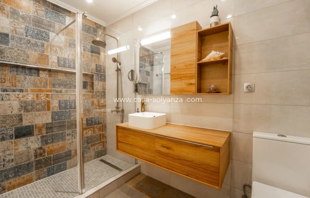 Resale - Apartment / flat - Torrevieja - Playa Del Cura