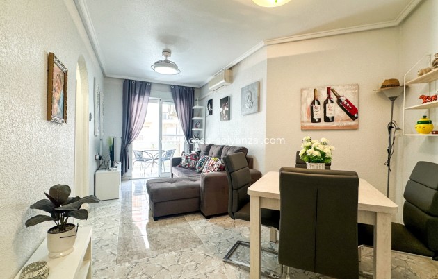 Resale - Apartment / flat - Torrevieja - Costa Blanca