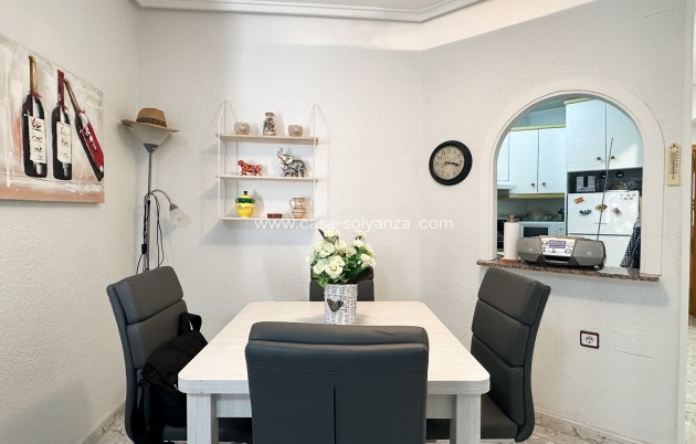 Resale - Apartment / flat - Torrevieja - Costa Blanca