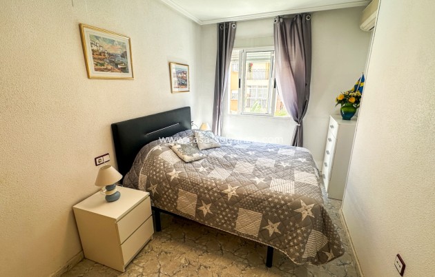 Resale - Apartment / flat - Torrevieja - Costa Blanca