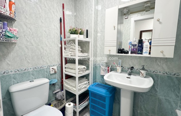 Resale - Apartment / flat - Torrevieja - Costa Blanca