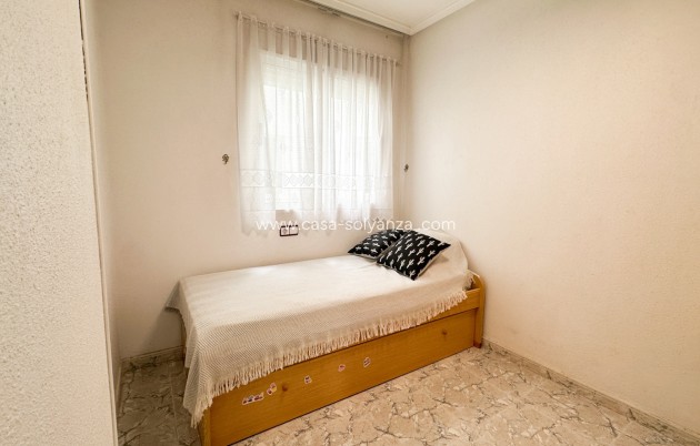 Resale - Apartment / flat - Torrevieja - Costa Blanca