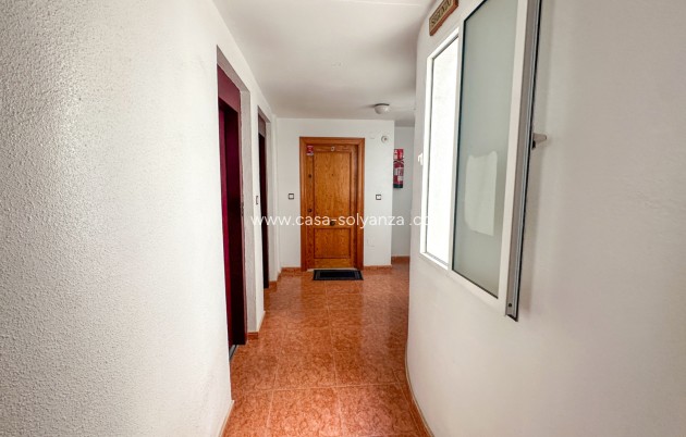 Resale - Apartment / flat - Torrevieja - Costa Blanca