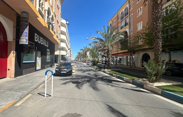 Resale - Apartment / flat - Torrevieja - Costa Blanca