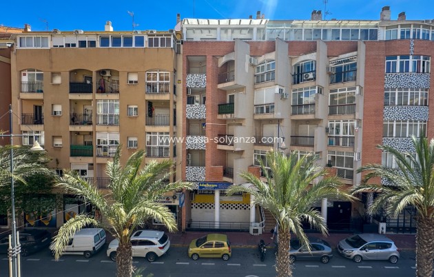 Resale - Apartment / flat - Torrevieja - Costa Blanca