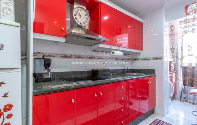 Resale - Apartment / flat - Torrevieja - Costa Blanca