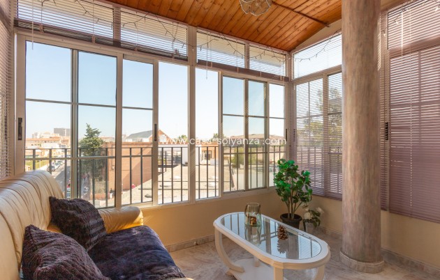 Resale - Apartment / flat - Torrevieja - Costa Blanca