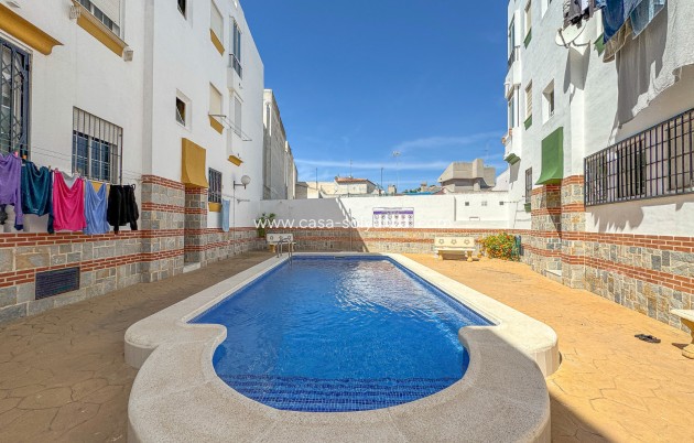 Resale - Apartment / flat - Torrevieja - Costa Blanca