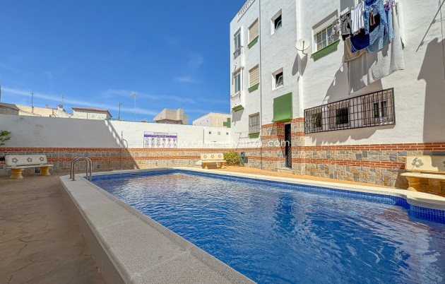 Resale - Apartment / flat - Torrevieja - Costa Blanca