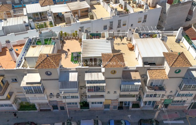 Resale - Apartment / flat - Torrevieja - Costa Blanca