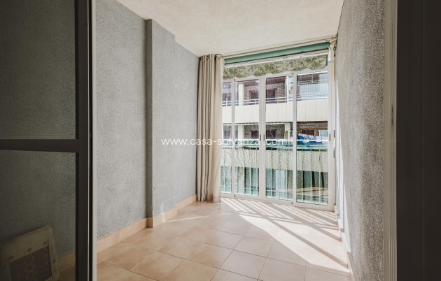 Resale - Apartment / flat - Torrevieja - Costa Blanca