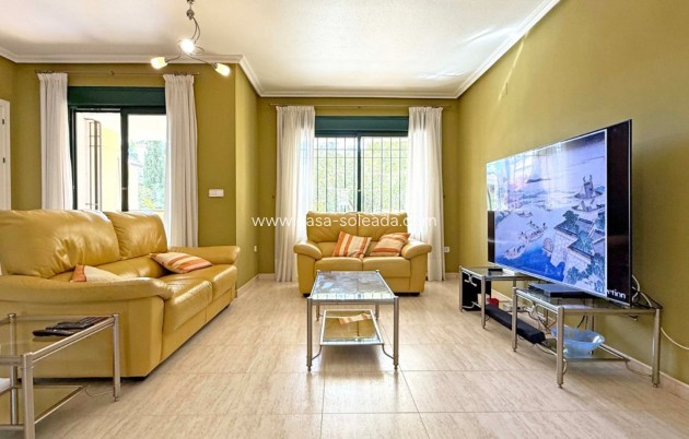 Wiederverkauf - Wohnung - Orihuela Costa - Lomas De Campoamor
