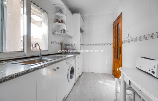 Resale - Apartment / flat - Torrevieja - Costa Blanca
