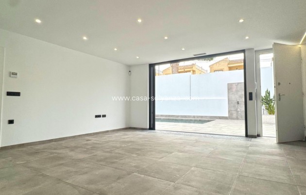 Resale - Villa - Torrevieja - Los Balcones