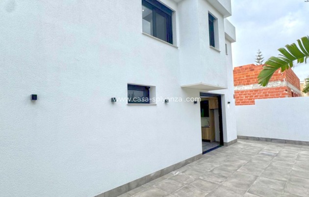 Resale - Villa - Torrevieja - Los Balcones