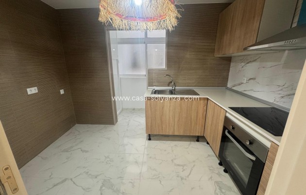 Resale - Apartment / flat - Torrevieja - Costa Blanca