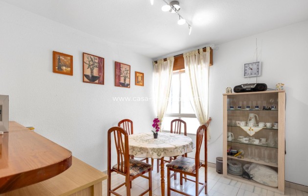 Resale - Bungalow - Torrevieja - Center