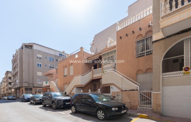 Resale - Bungalow - Torrevieja - Center