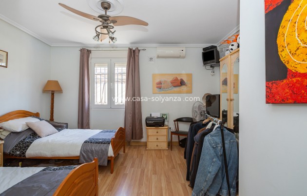 Revente - Villa - Torrevieja - Los Balcones