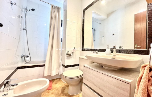 Resale - Apartment / flat - Cabo Roig - Costa Blanca