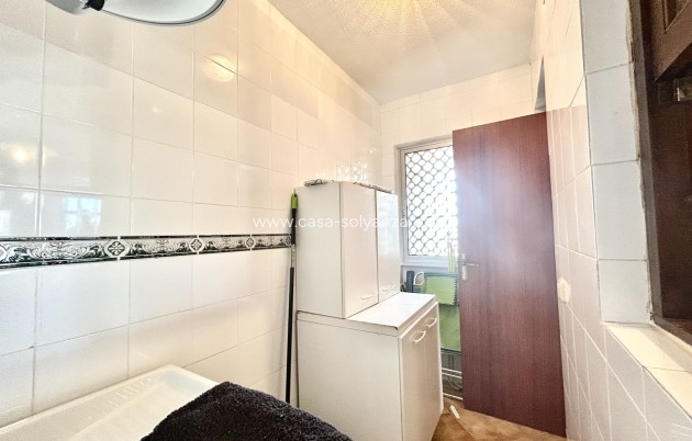 Resale - Apartment / flat - Cabo Roig - Costa Blanca