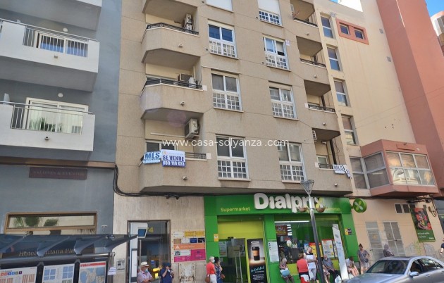 Resale - Apartment / flat - Torrevieja - Center